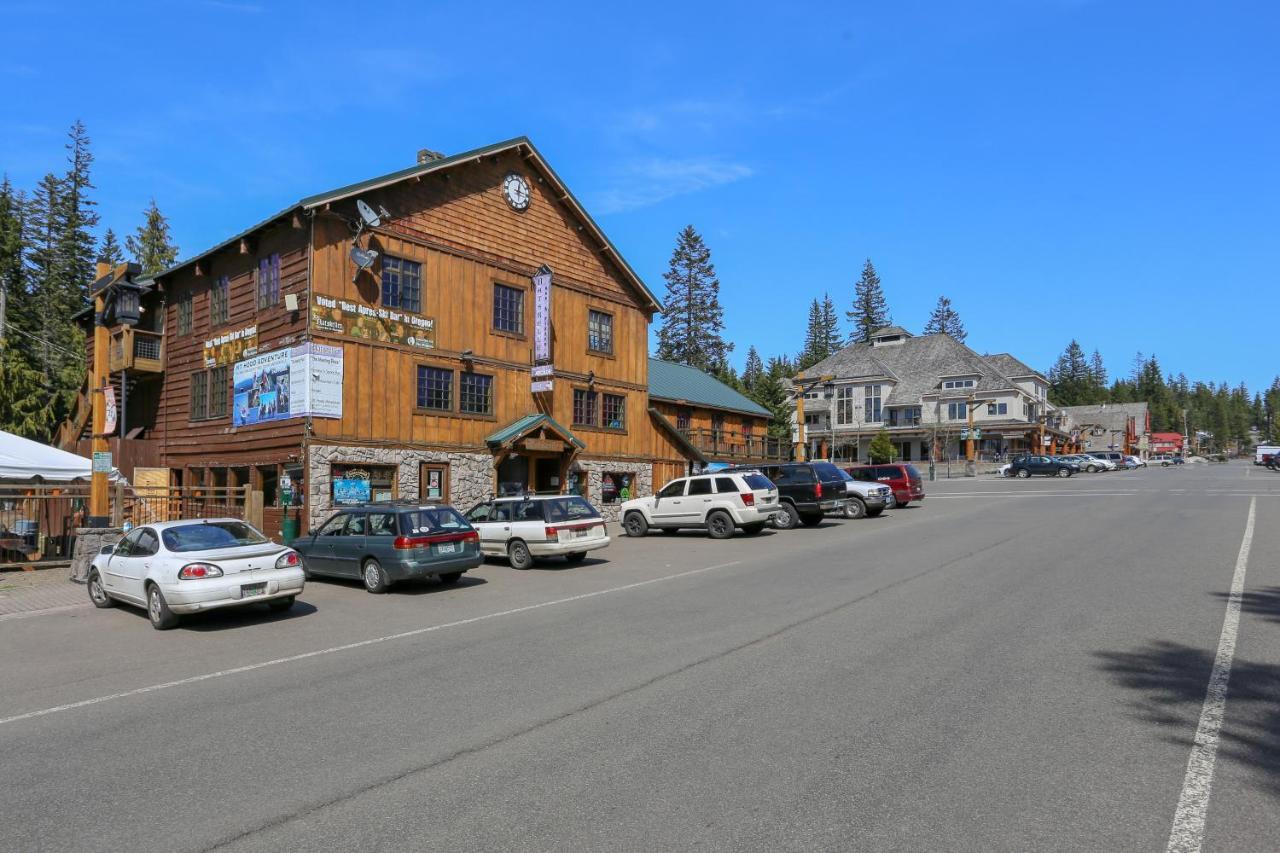 Collins Lake Chalet #24 กัฟเวิร์นเมนท์แคมป์ ภายนอก รูปภาพ